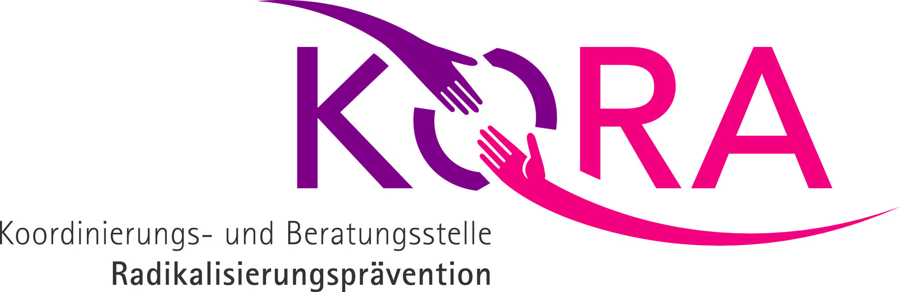 Das Logo der Koordinierungs- und Beratungsstelle Radikalisierungsprävention mit zwei Händen, die sich im »O« des Wortes »KORA« begegnen.