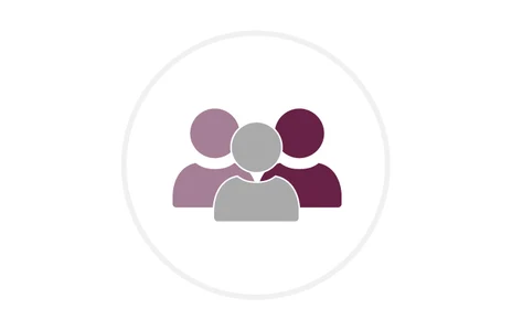 Icon: stilisierte Darstellung von drei Personen-Silhouetten in unterschiedlichen Farben. Symbol für Vielfalt, Diversität und gesellschaftlichen Zusammenhalt