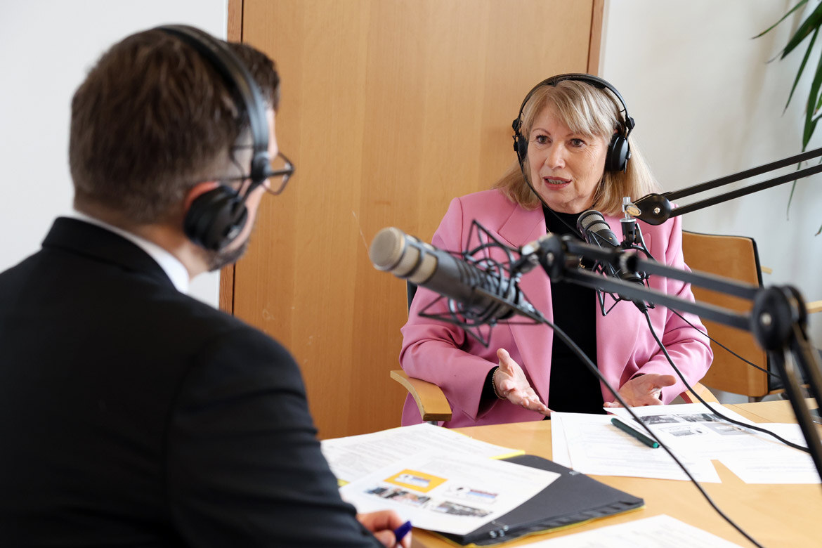 Petra Köpping während der Podcast-Aufzeichnung